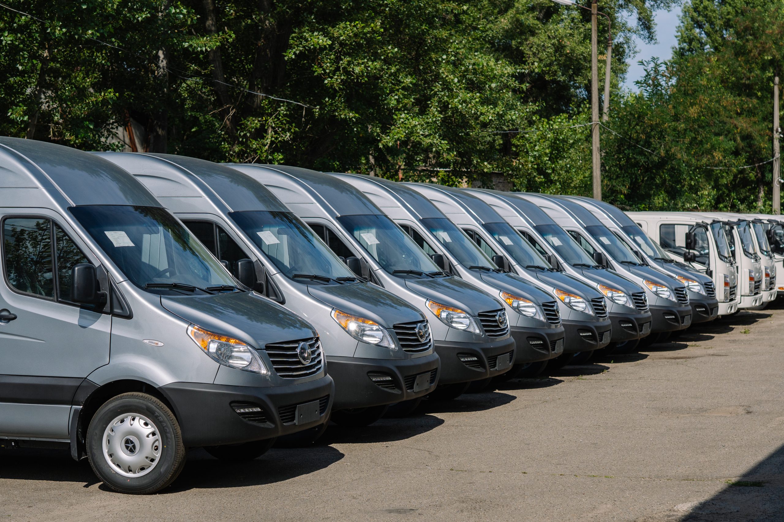 Легкий комерційний транспорт JAC — в наявності на складі БУДШЛЯХМАШ